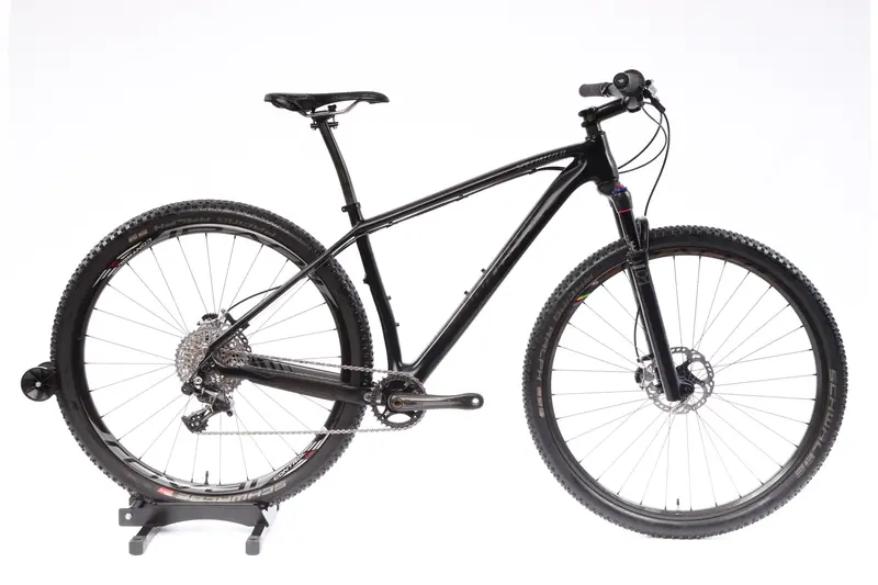 2013 Specialized S-Works Stumpjumper Carbon 29  Mountain Bike - Medium 1