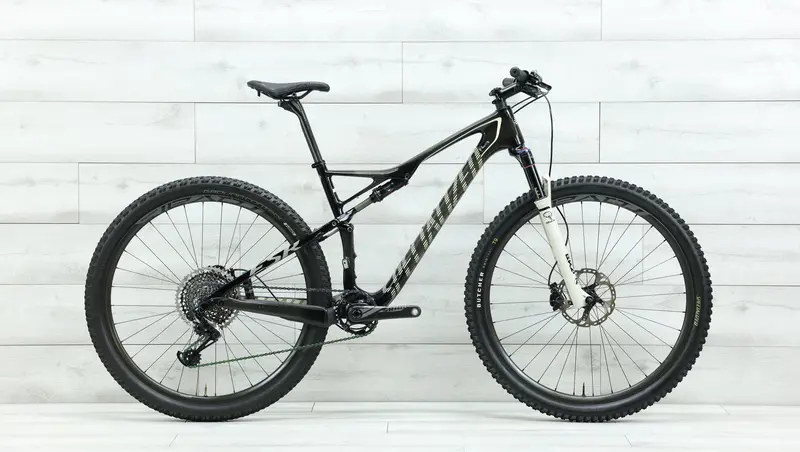 2014 Specialized Epic Marathon Carbon 29 Mountain Bike - Large 1