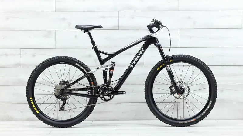 2014 Trek Remedy 9.7  Mountain Bike - Large 1