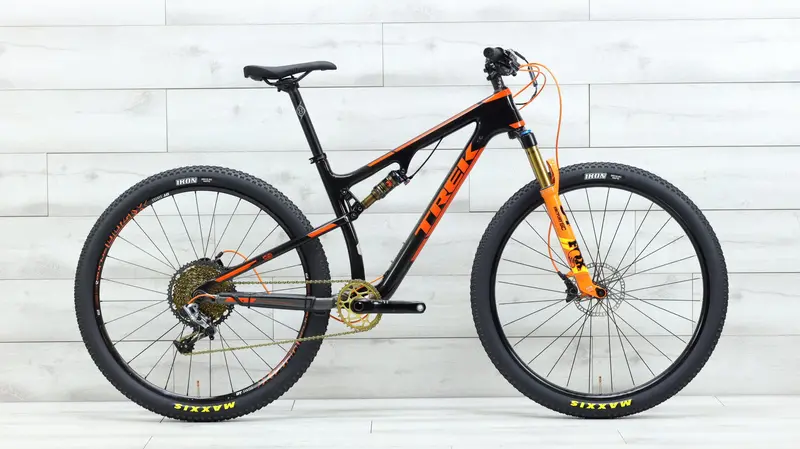 2015 Trek Superfly Fs 9.8 Sl  Mountain Bike - Medium 1