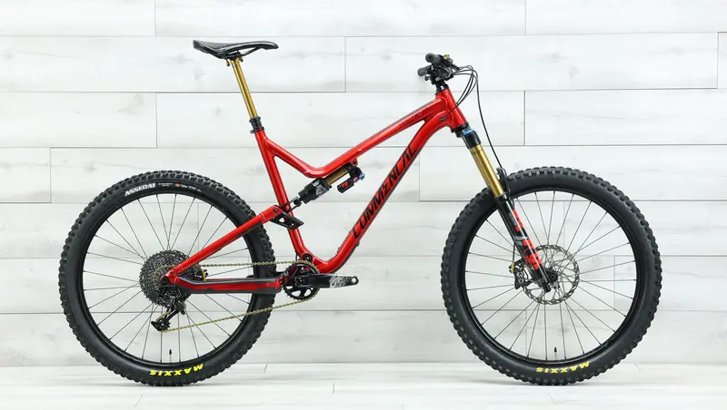 2017 Commencal Meta Am V4.2 Mountain Bike - X-Large 1