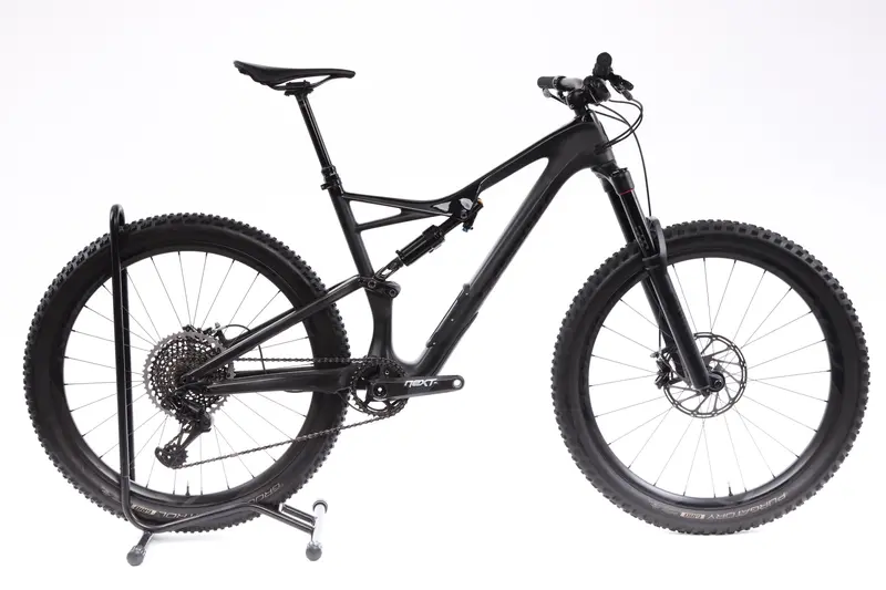 2017 Specialized S-Works Stumpjumper Fsr 650B  Mountain Bike - Large 1