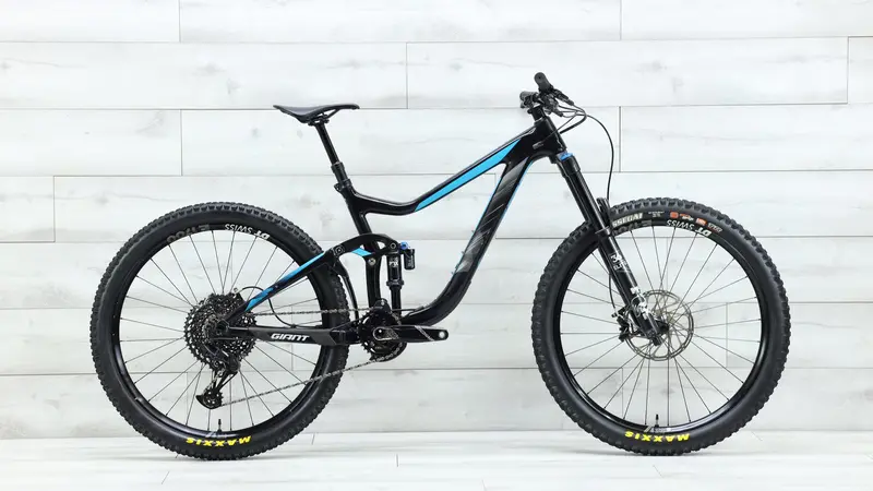 2018 Giant Reign Advanced 0  Mountain Bike - Medium 1