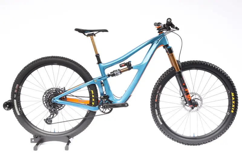 2018 Ibis Ripmo V1  Mountain Bike - Medium 1