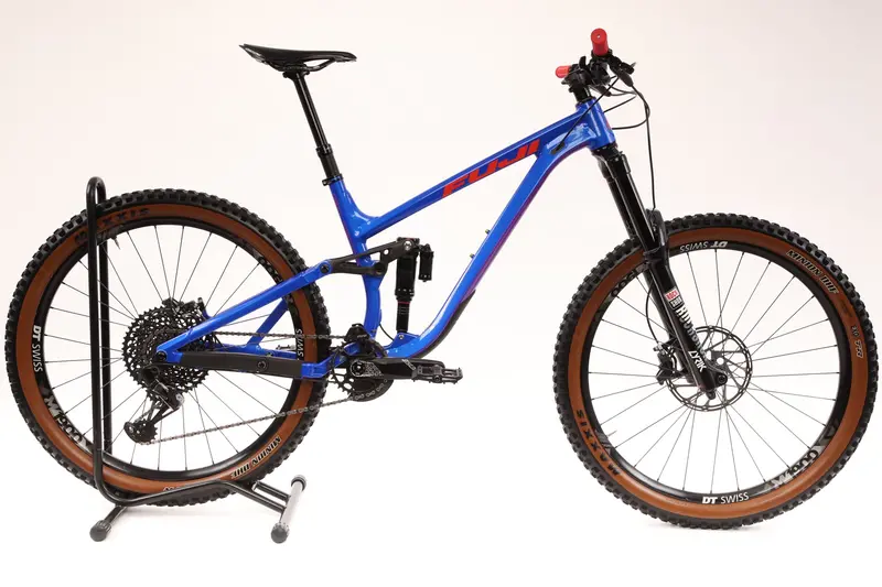 2019 Fuji Auric Lt 27.5 1.1  Mountain Bike - Medium 1