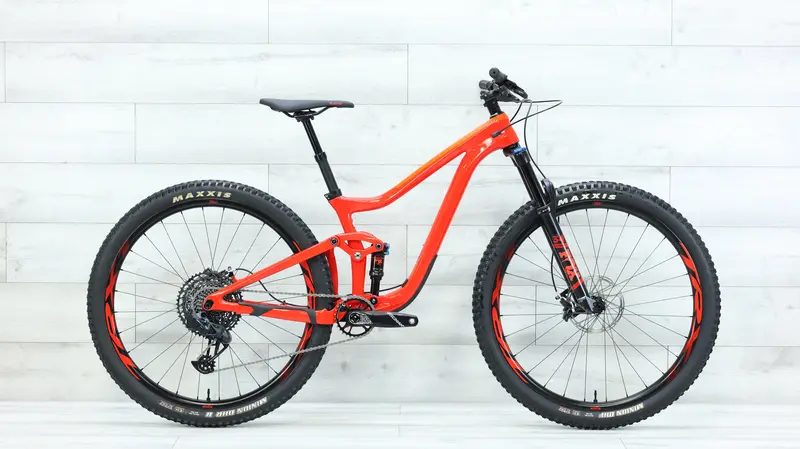 2019 Giant Trance Advanced Pro 29 2 Mountain Bike - Small 1