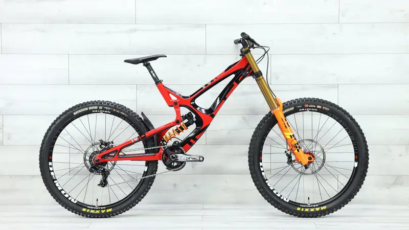 2019 Intense M16 Mountain Bike - Large 1