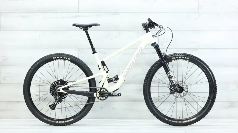 2021 Santa Cruz Tallboy Carbon R Mountain Bike - Large 1