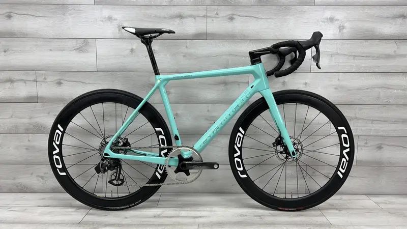 2022 Bianchi Specialissima  Road Bike - 55Cm 1