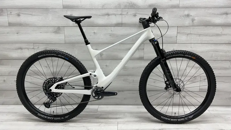 2022 Scott Spark 920  Mountain Bike - Large 1