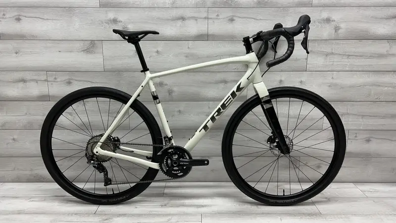 2022 Trek Checkpoint Alr 5  Gravel Bike - 58Cm 1