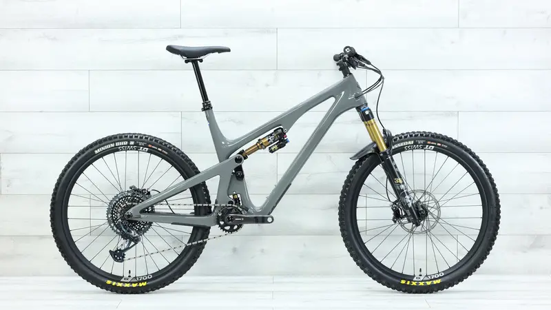 2022 Yeti Sb140 T2 Mountain Bike - X-Large 1