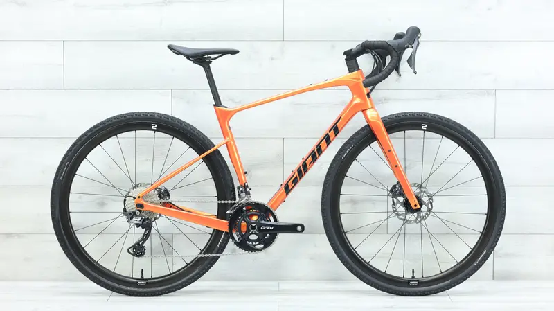 2023 Giant Revolt Advanced 0 Gravel Bike - Medium 1