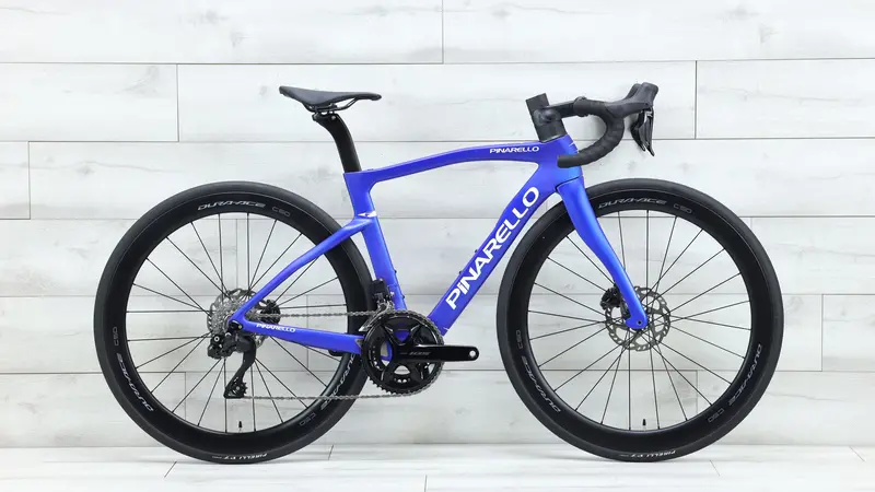 2023 Pinarello F5 105 Di2 Road Bike - 46.5Cm 1