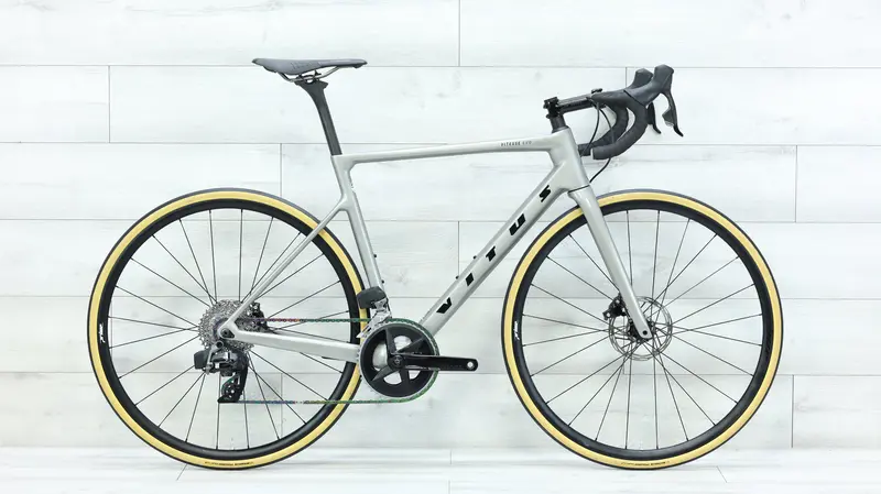 2023 Vitus Vitesse Evo Rival Axs Road Bike - Medium 1