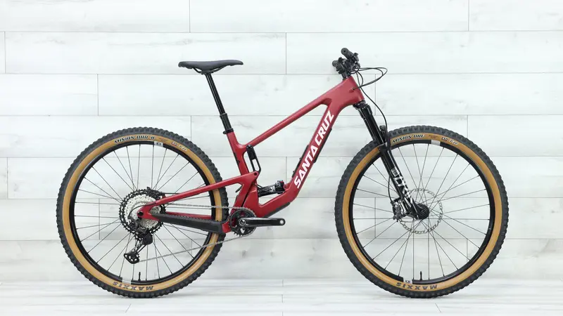 2024 Santa Cruz Hightower Xt Carbon C Mountain Bike - Medium 1