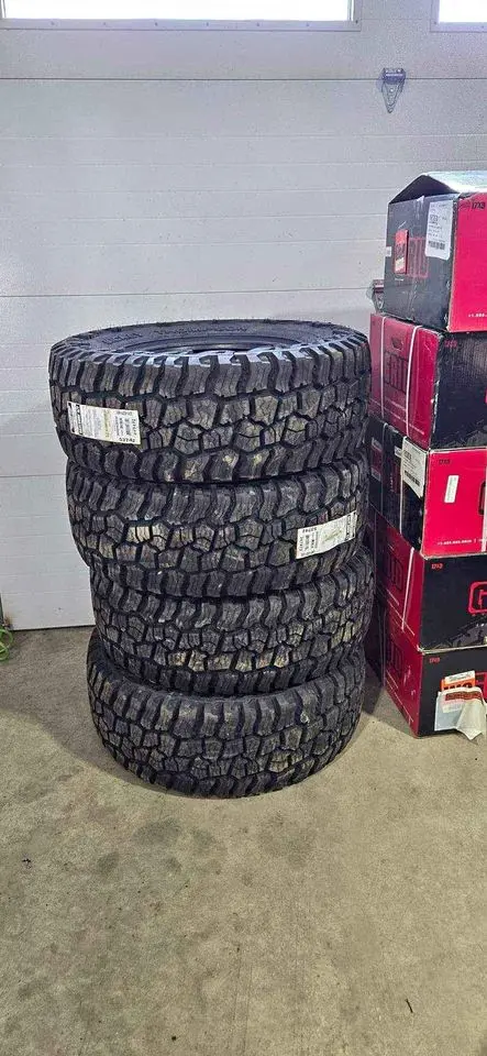 35X12.5R17 Baja Boss A/T (315) 1