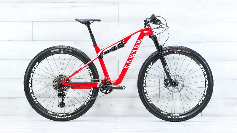 Canyon Lux Cf Sl 8.0 Mountain Bike - 2020, Small 1