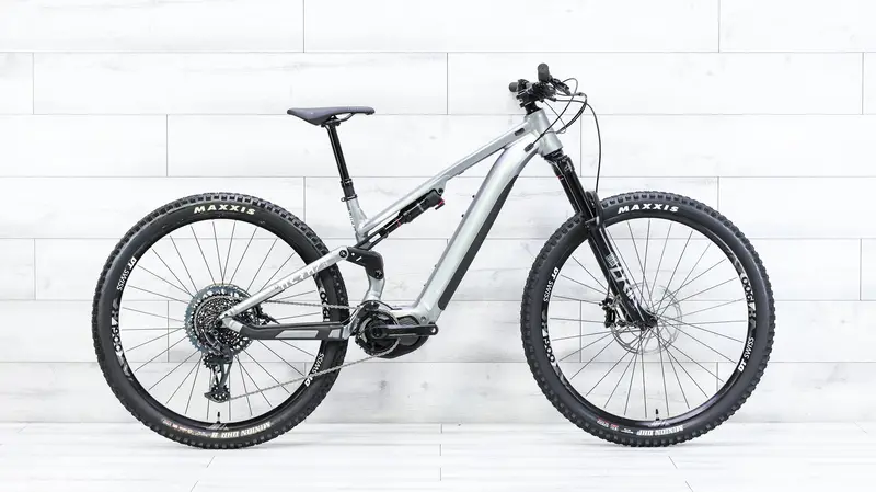 Commencal Meta Power Tr Race Mountain E-Bike - 2021, Medium 1