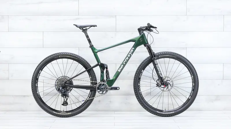 Lee Cougan Crossfire 428 Air Axs Mountain Bike - 2024, Large 1