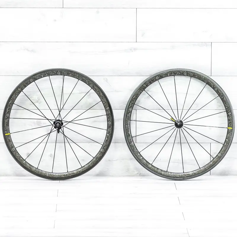 Mavic Cosmic Pro Carbon Ust Tdf Edition Wheelset – 700C, Rim Brake, Tubeless, Hg 11-Speed 1