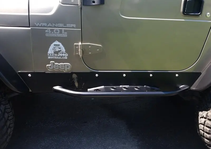 Protection De Bas De Caisse De Type ''Rocker Armor Avec Marche-Pieds'' Pour Lj 1