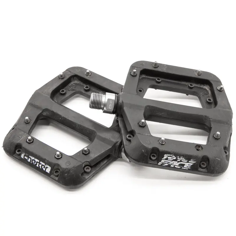 Race Face Chester Black Flat Mtb Pedals 363G 1