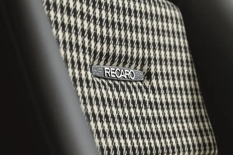 Recaro Classic Pole Position Abe Seat - Black Leather/Classic Corduroy 1