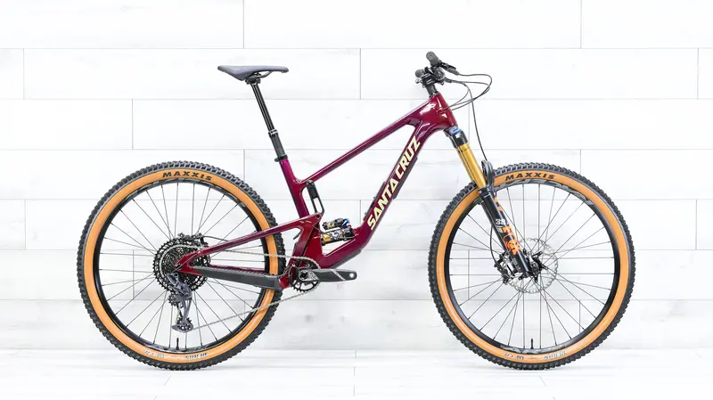 Santa Cruz Hightower S Carbon C Mountain Bike - 2023, Large 1