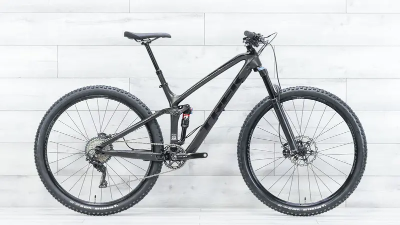Trek Fuel Ex 9.8 Mountain Bike - 2017, Medium 1