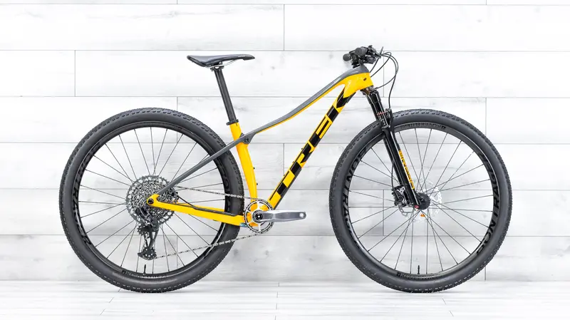 Trek Procaliber 9.7 Mountain Bike - 2021, Small 1