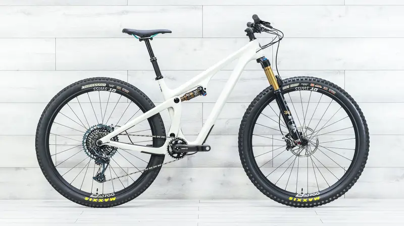 Yeti Sb115 T2 Mountain Bike - 2021, Medium 1
