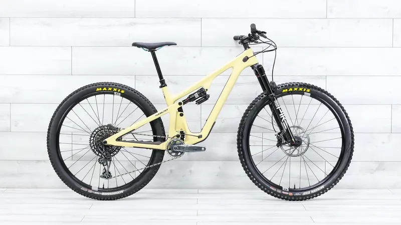 Yeti Sb120 C-Series Lr C2 Mountain Bike - 2025, Medium 1